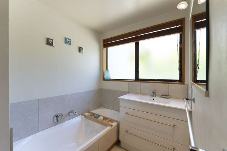 9 Tripp Place Ilam_14