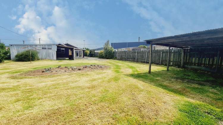 16 Napier Street Riverton_16