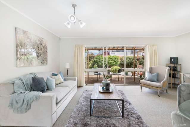 6 Crescent Hills Court Northpark_3