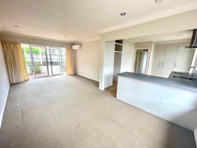 5/50 Turama Road Royal Oak_2