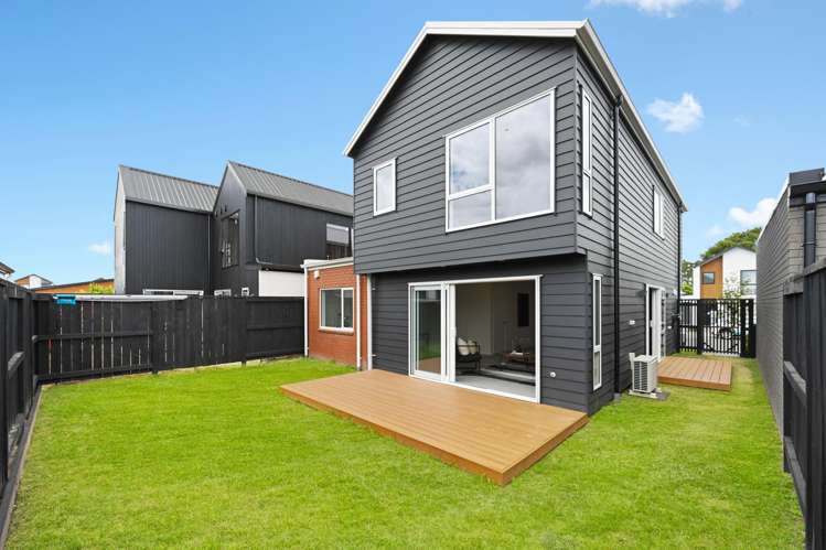 4 Earp Crescent Chartwell_16