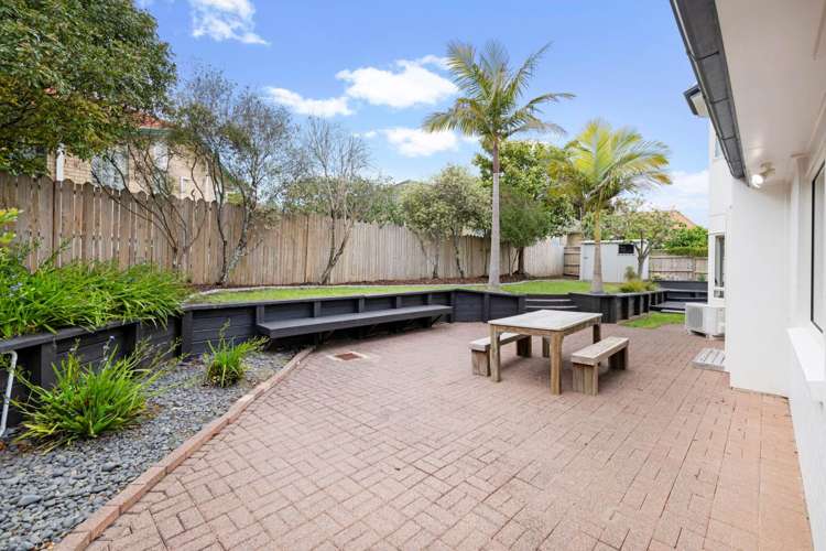 52 Alicia Road Somerville_13