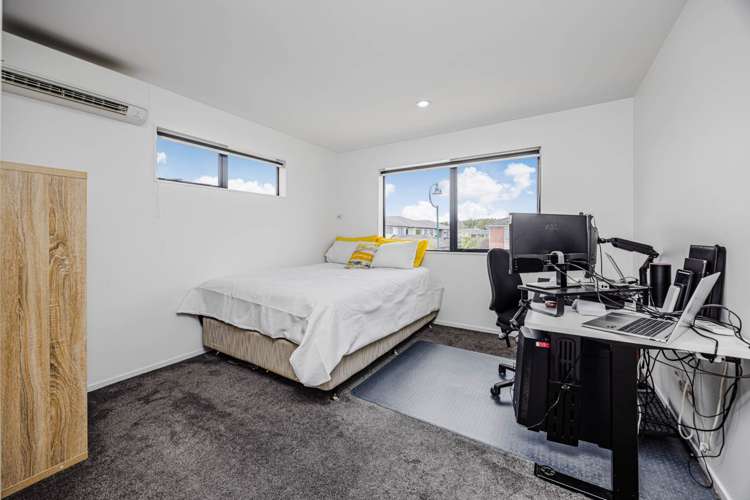 3 Castlederg Drive Flat Bush_16