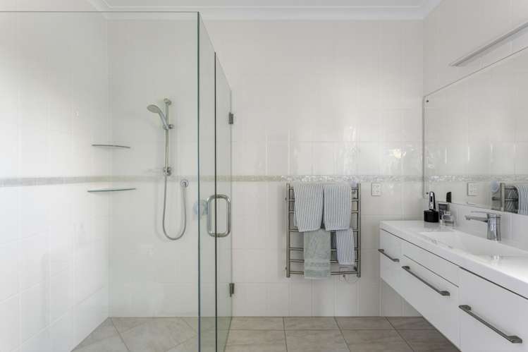 397 Grasslands Drive Cambridge_10