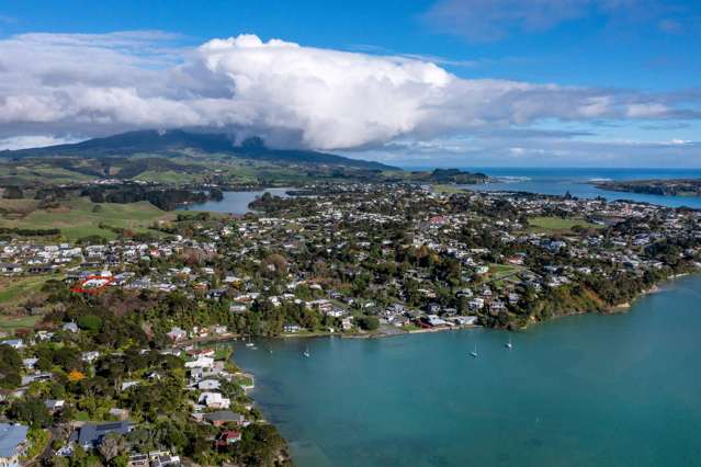 5C Sunshine Rise Raglan_2