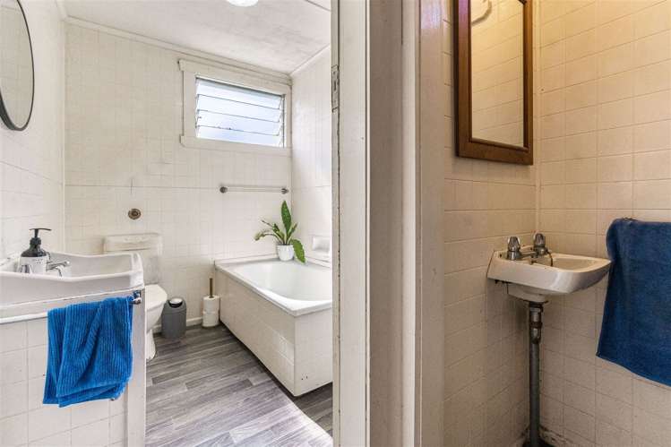 61 Aramoana Avenue Devonport_13