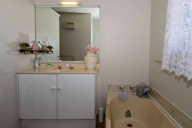 98a Ronaldsay Street Palmerston_9