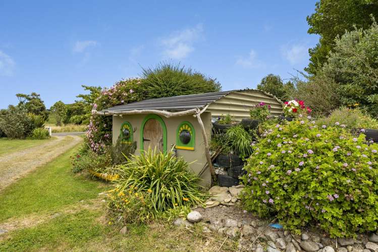 60 Thompsons Road Pahiatua_13