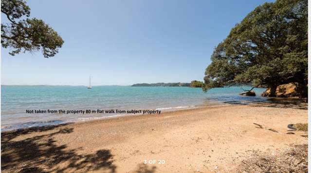 Beach and boat ramp 3 bedroom family home