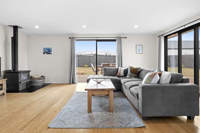 2 Glenfield Avenue Twizel_4