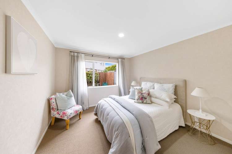 65 Chateau Rise Flat Bush_11