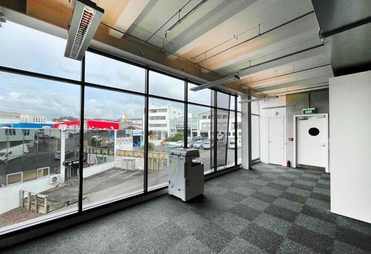 Unit 2/18 Railway Street Newmarket_5