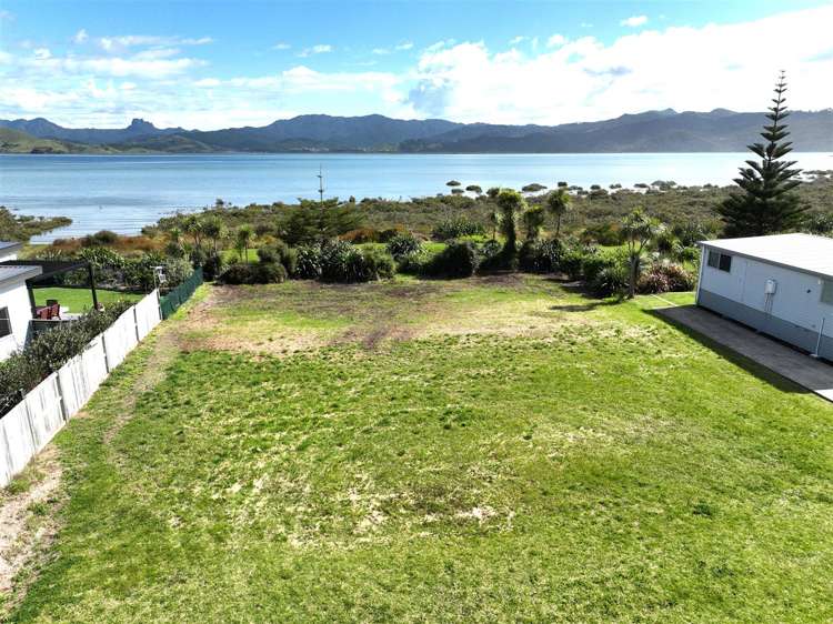129 Kelly Jade Avenue Matarangi ThamesCoromandel Houses for Sale