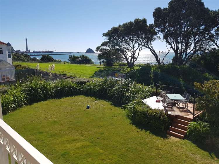 1 Kawaroa Close New Plymouth Central_4