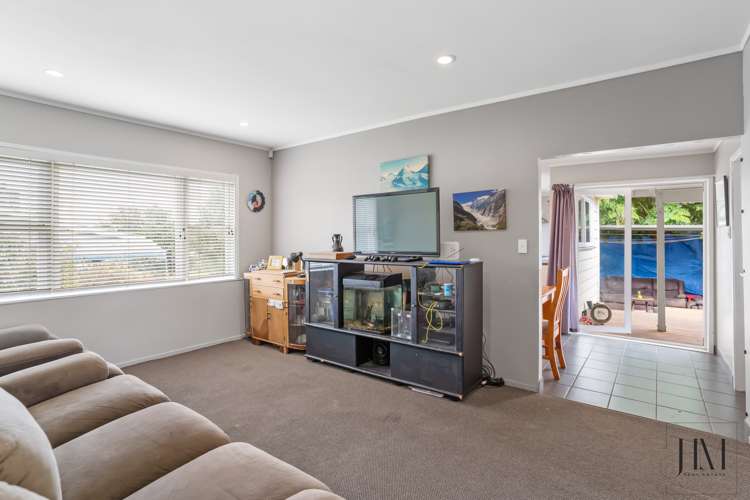 1/26 Waiari Road Conifer Grove_4