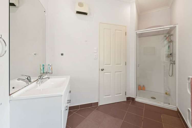 71 William Bayes Place Red Beach_22