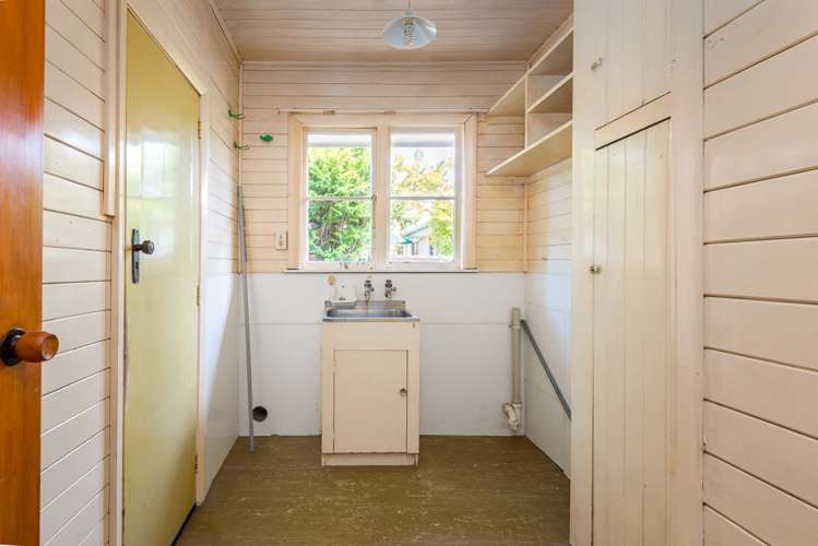 49 Maunsell Street Woolston_13