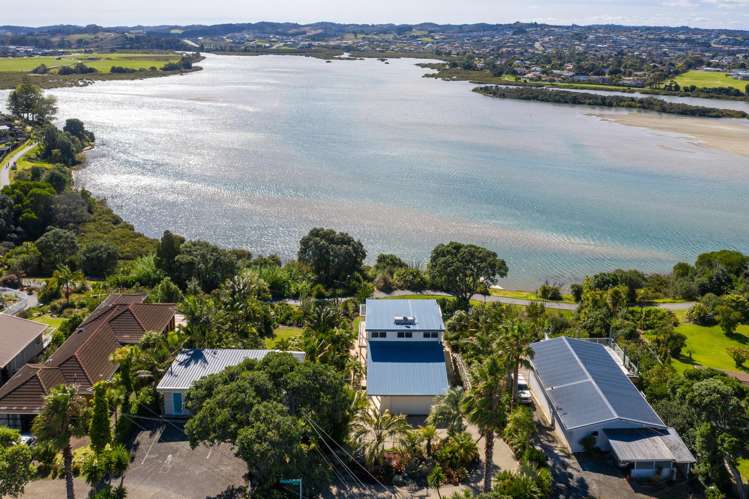 42 Pohutukawa Avenue Red Beach_2