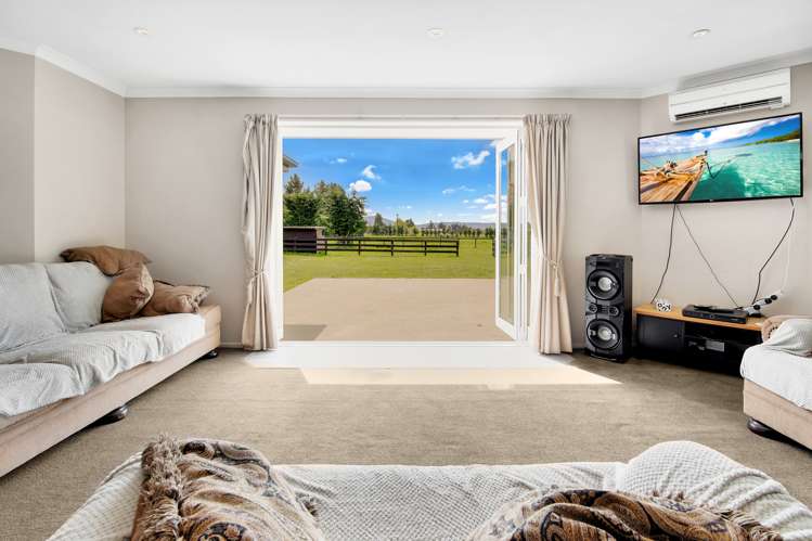 755 Mount Thomas Road Fernside_7