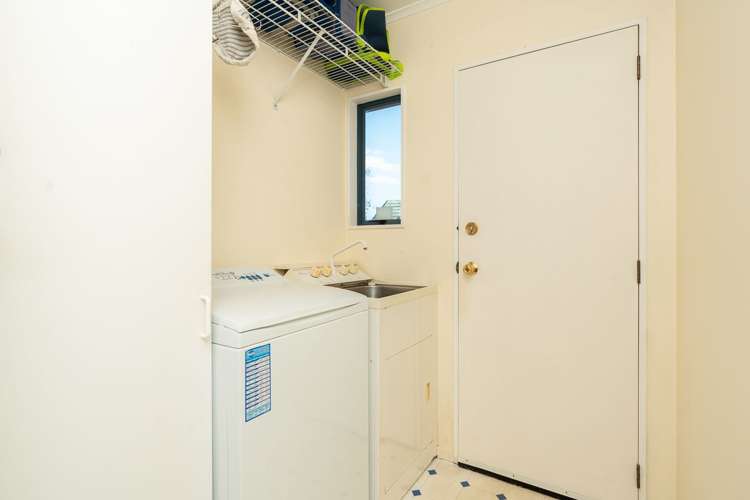 9 Ayrshire Drive Grandview Heights_22