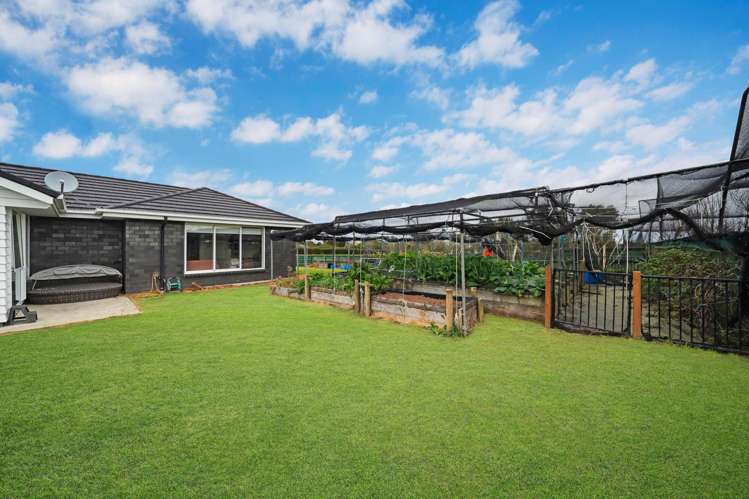 54 & 56 Saddleton Road Waiau Pa_43