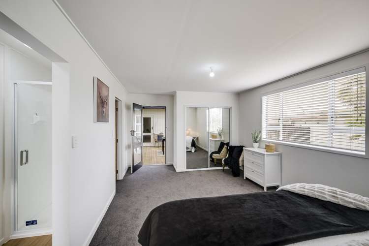 20 Gebbie Road Taradale_13