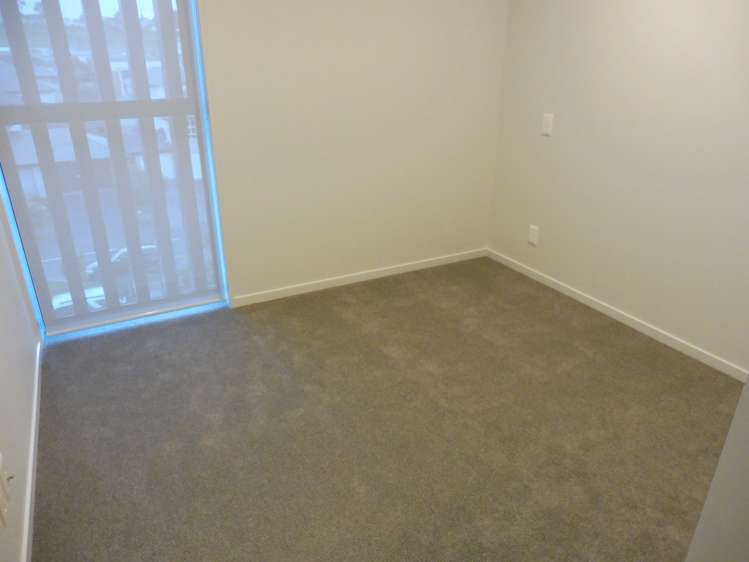 301/3 Bluegrey Avenue Stonefields_8