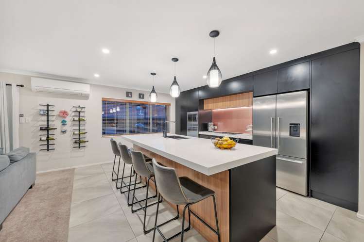 2 Cottesmore Place Huntington Park_7