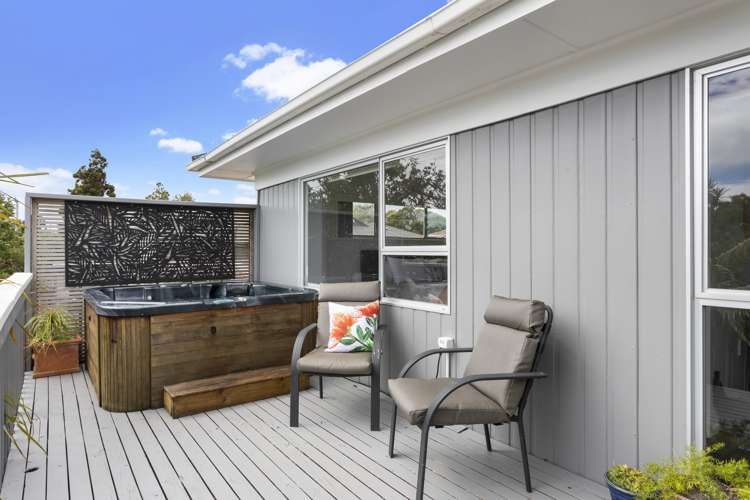 6 Taioma Crescent Te Atatu Peninsula_10