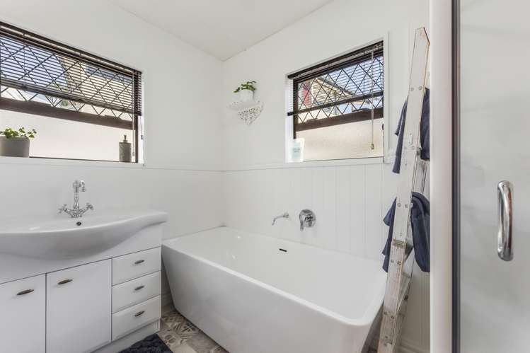 1 Boyes Place Enner Glynn_11