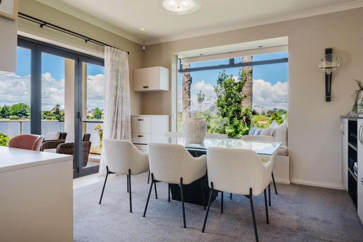 136 Lake Crescent Hamilton Lake_8