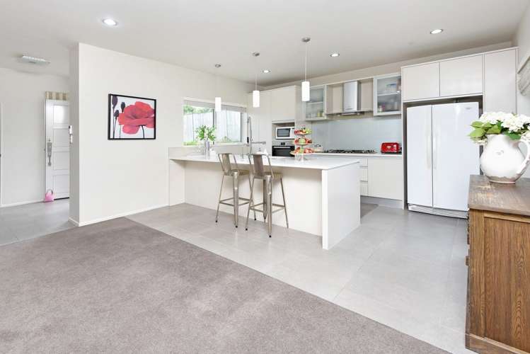 10 Beggs Way Flat Bush_13