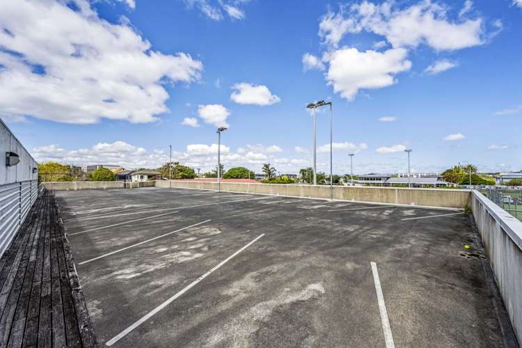 445 Lake Road Takapuna_10