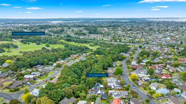 37 Eugenia Rise Totara Heights_2