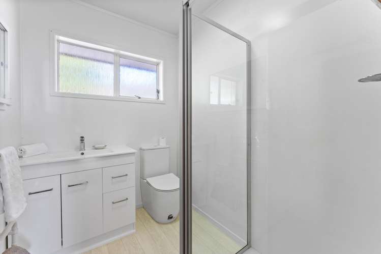 2/63 Ocean View Road Hillcrest_10