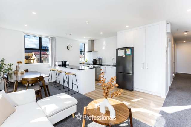 4 Separate 2-bedroom units