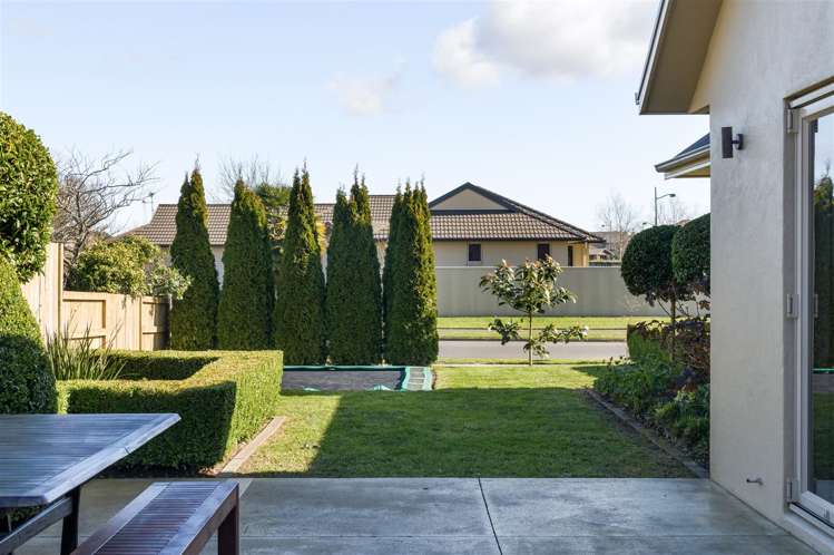 69 Wiltshire Drive Huntington_21