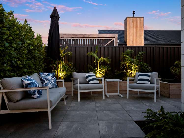 6 Raby Lane Pyes Pa_17