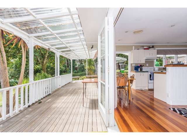 28 Sunray Avenue Titirangi_4