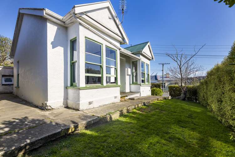 37 Blacks Road North East Valley_15