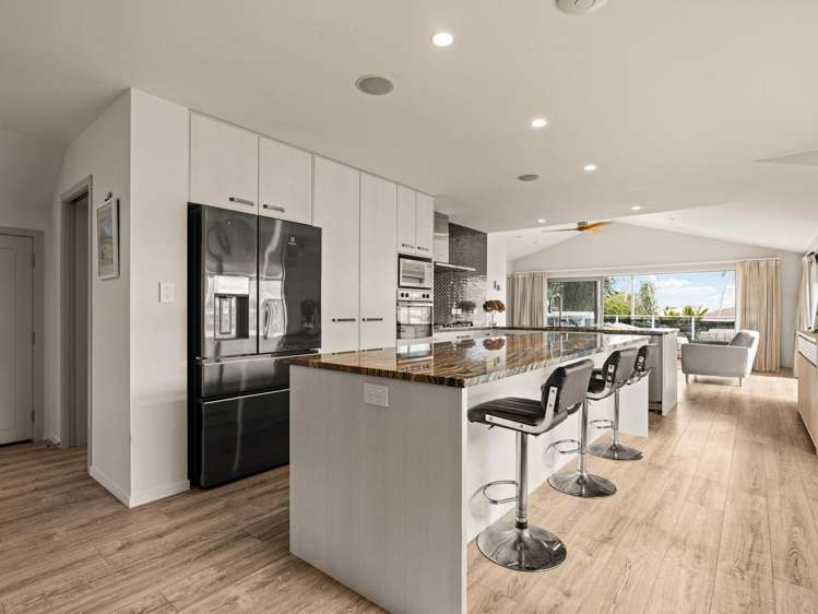 40 Oceanview Road Mt Maunganui_8