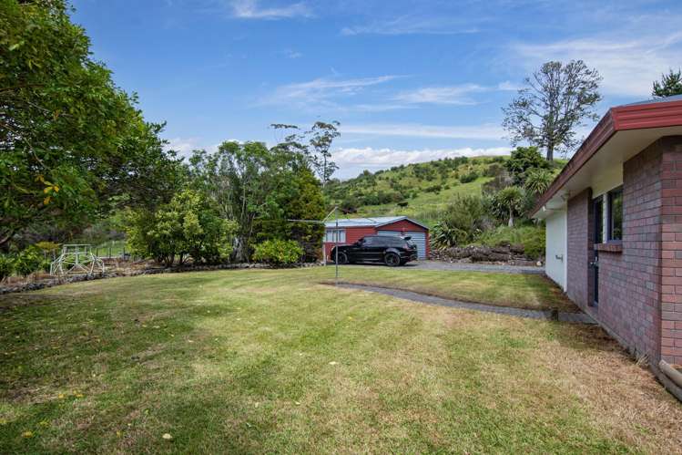 239 Old Parua Bay Road Abbey Caves_17