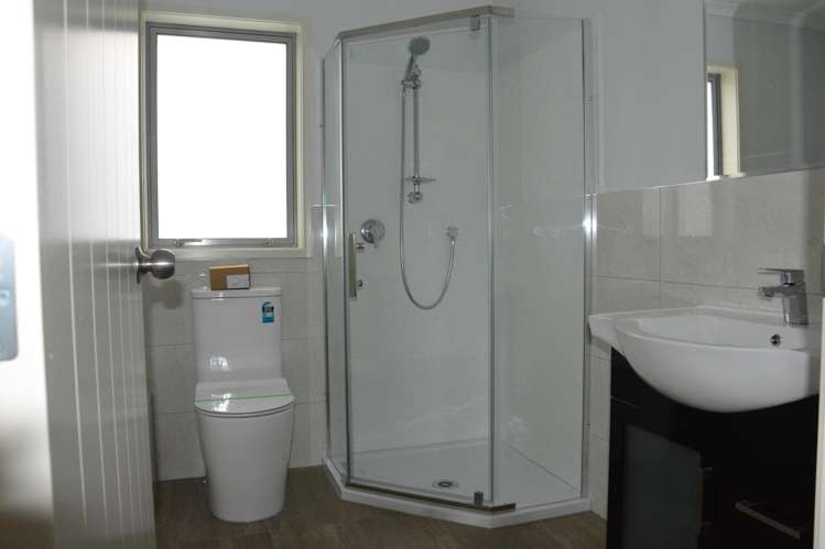 1 Totarahoe Lane Whalers Gate_9