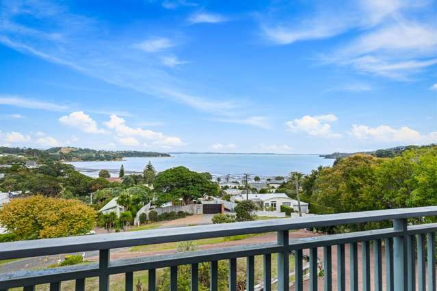 Elevated Island Living with Spectacular Views