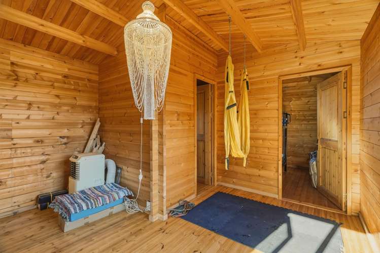 215 Tahanga Road Lake Ohia_25