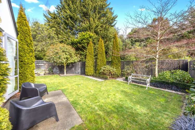 4 Chorley Place Hillsborough_15