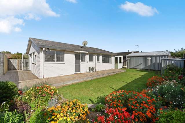 13B Sandalwood Drive Dinsdale_1