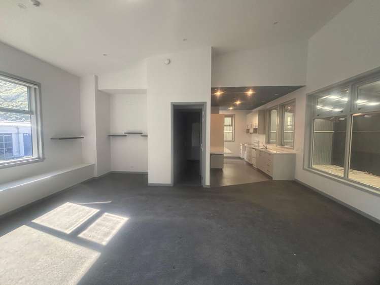 23 Centennial Highway Ngauranga_8