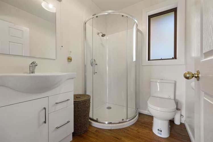 2/11 Holliss Avenue Cashmere_7