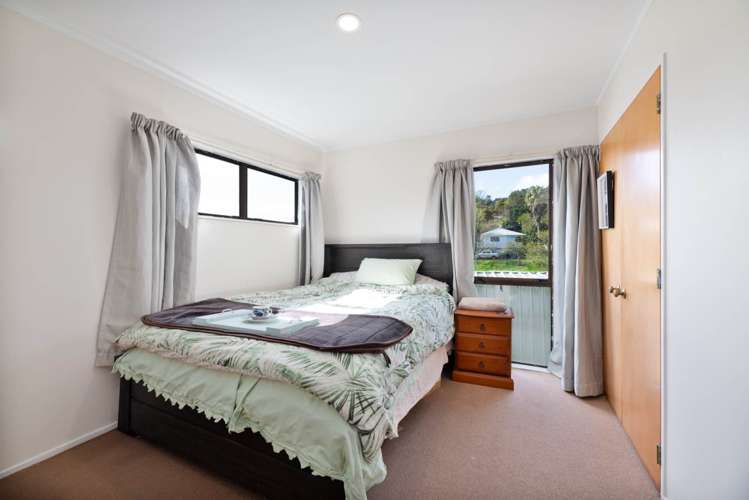 22 Greenvalley Rise Glenfield_14